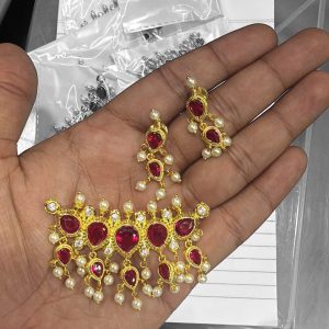 Traditional AD Tanmani 5 Pan Pendant set