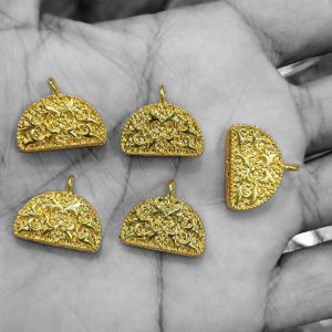 Kolhapuri Saaj Making Samosa