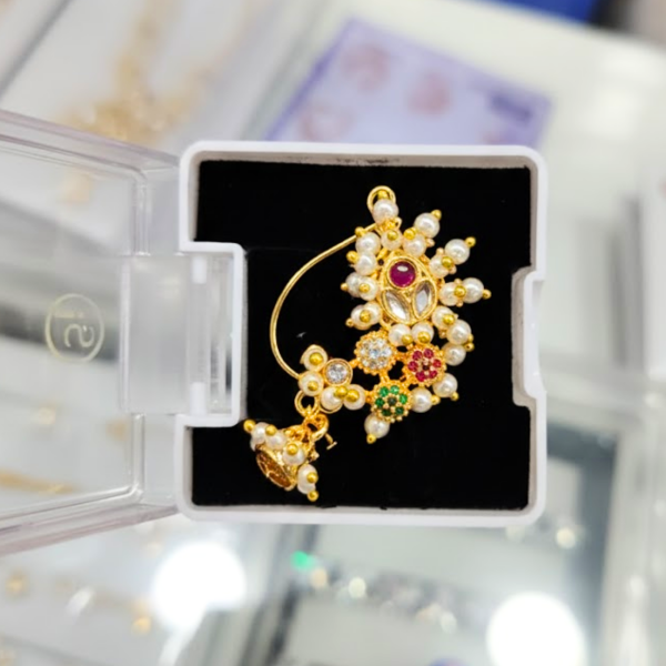 Traditional Pearl Nath