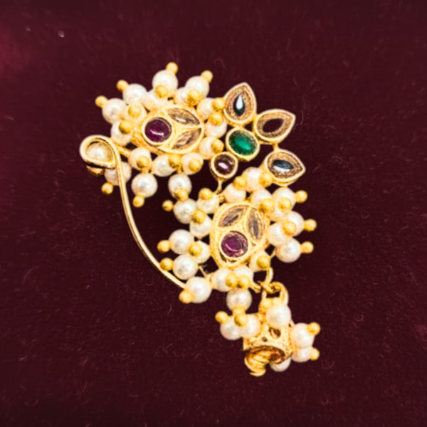 Traditional Pearl Nath